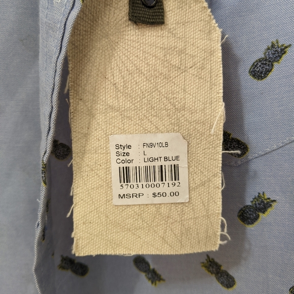 Short sleeve blue button up, pineapple print. Free Planet: men's Large. - Picture 12 of 12